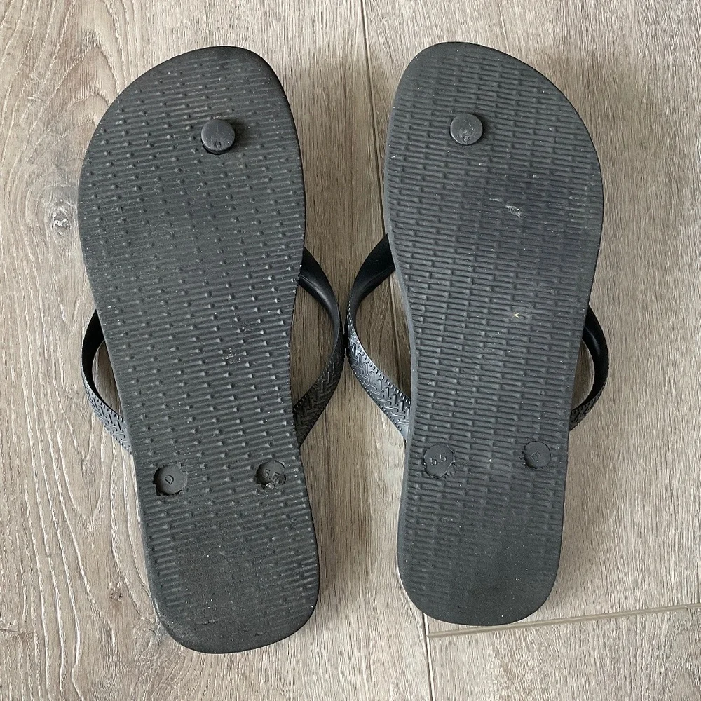 HAVAIANAS Black Thong Flip Flop Black Unisex Size 11/12 Women 9/10 Men